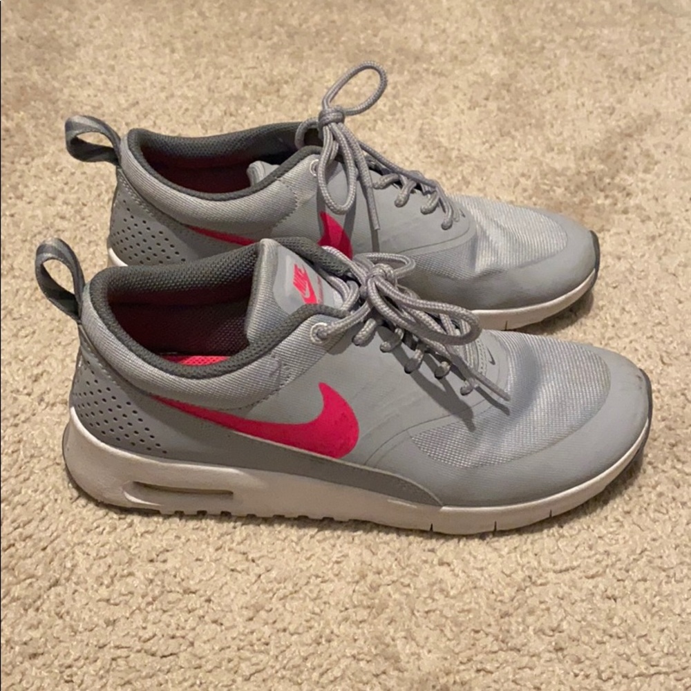 Tennis Shoes